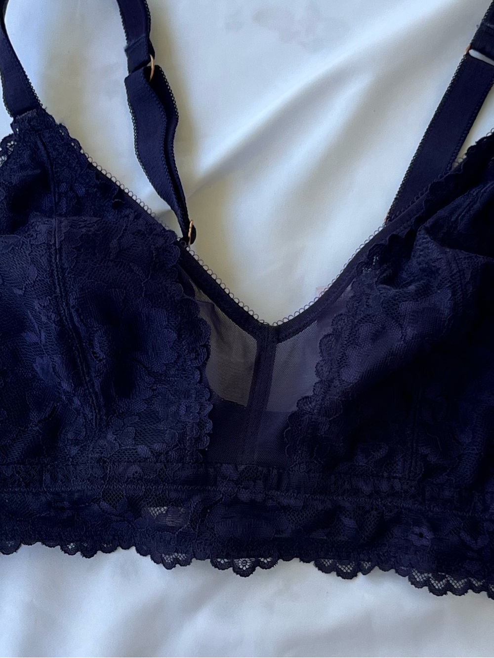 Savage X Fenty Lace Wirefree Bralette in Dark Navy - Picture 2 of 5